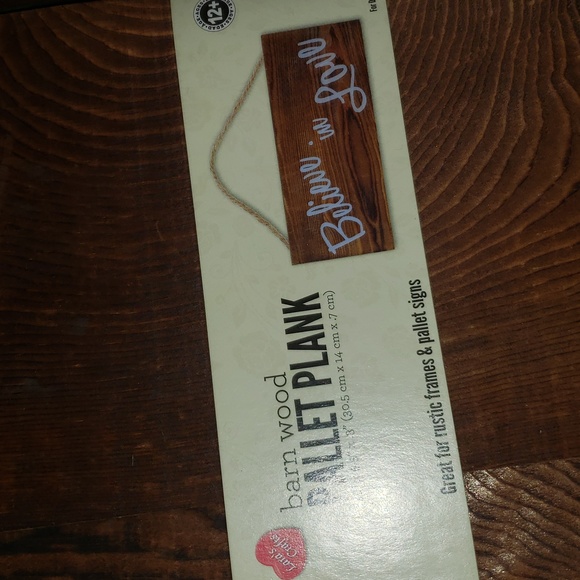 Lara's Crafts Pallet Plank with Rope 3 Barn Wood and 5 White Wash New - Picture 4 of 6